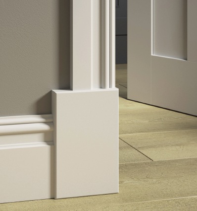 Primed Heritage MDF skirting profile at a doorway